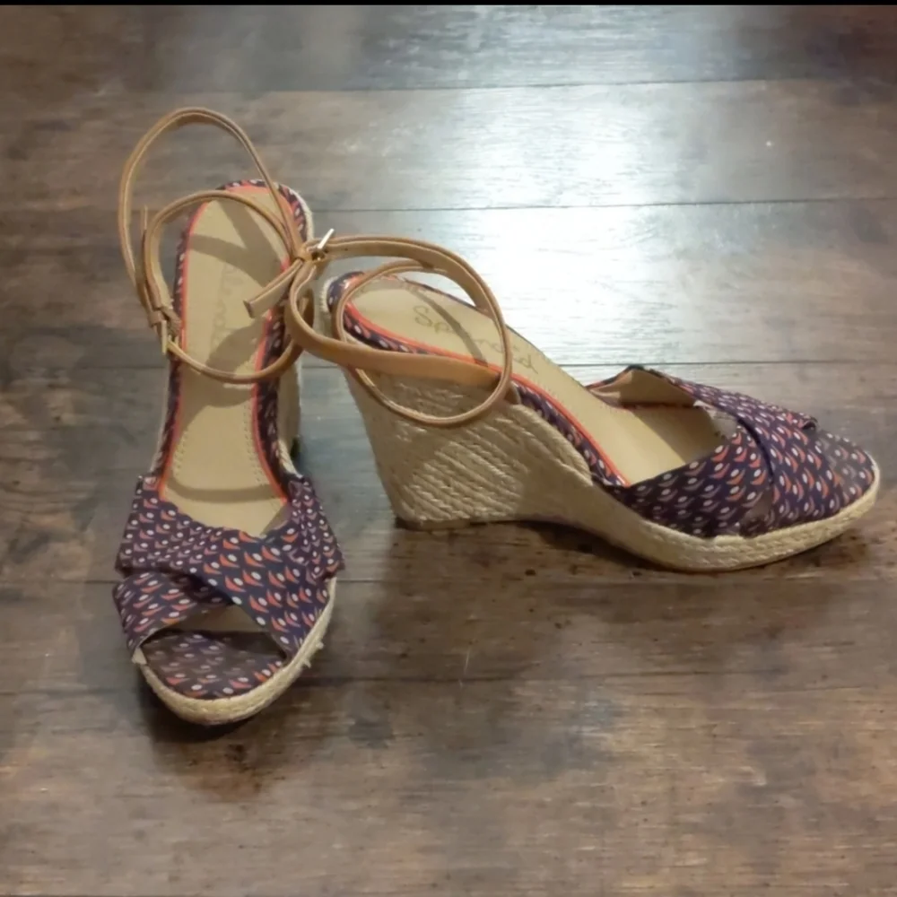 Splendid red white and blue fabric wedges